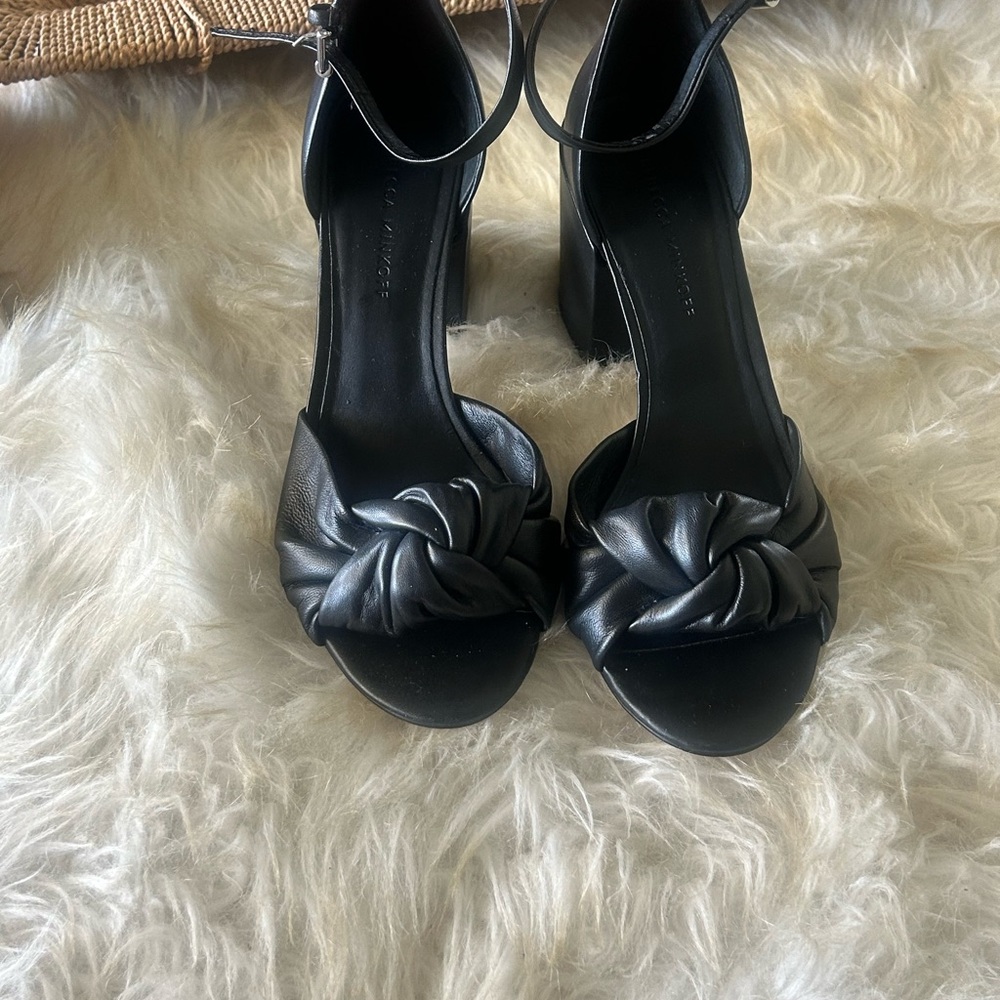 Rebecca Minkoff Black Heels Sleek Design